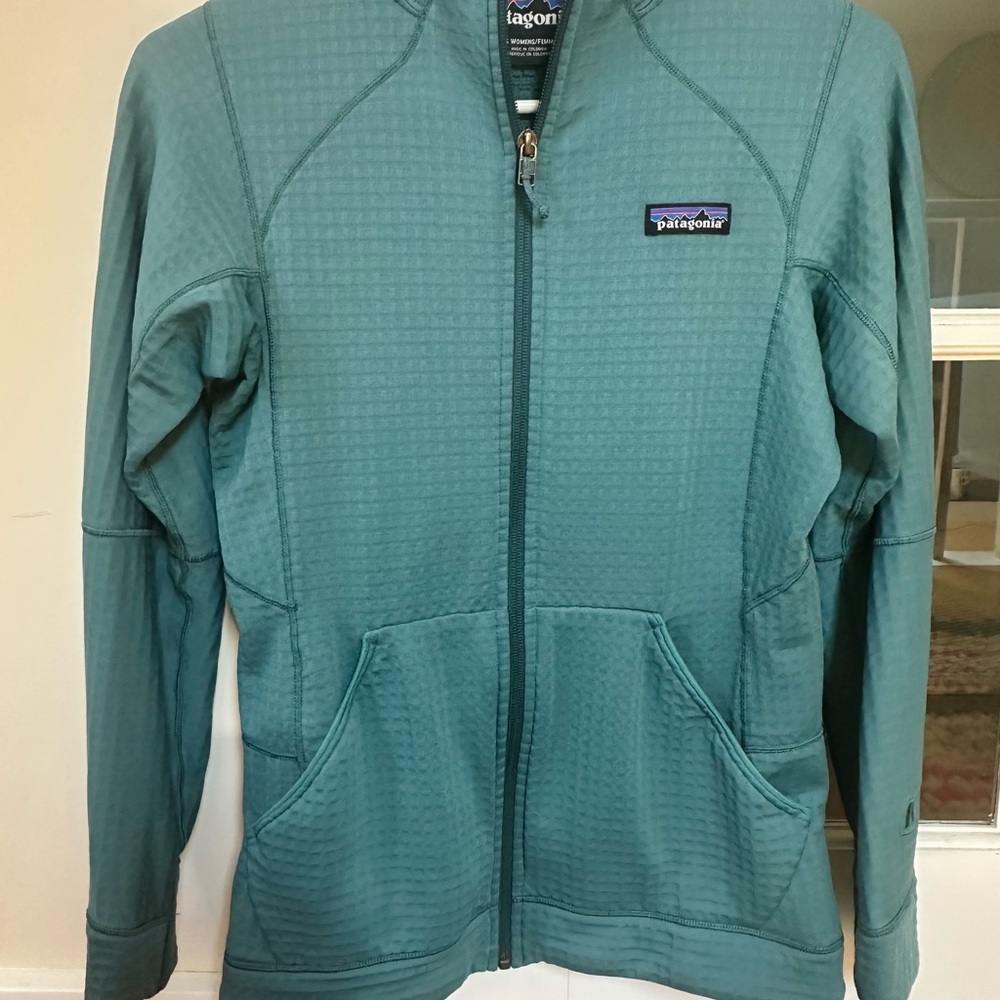 Patagonia R1 Women's XS Teal zip hoodie Jacket